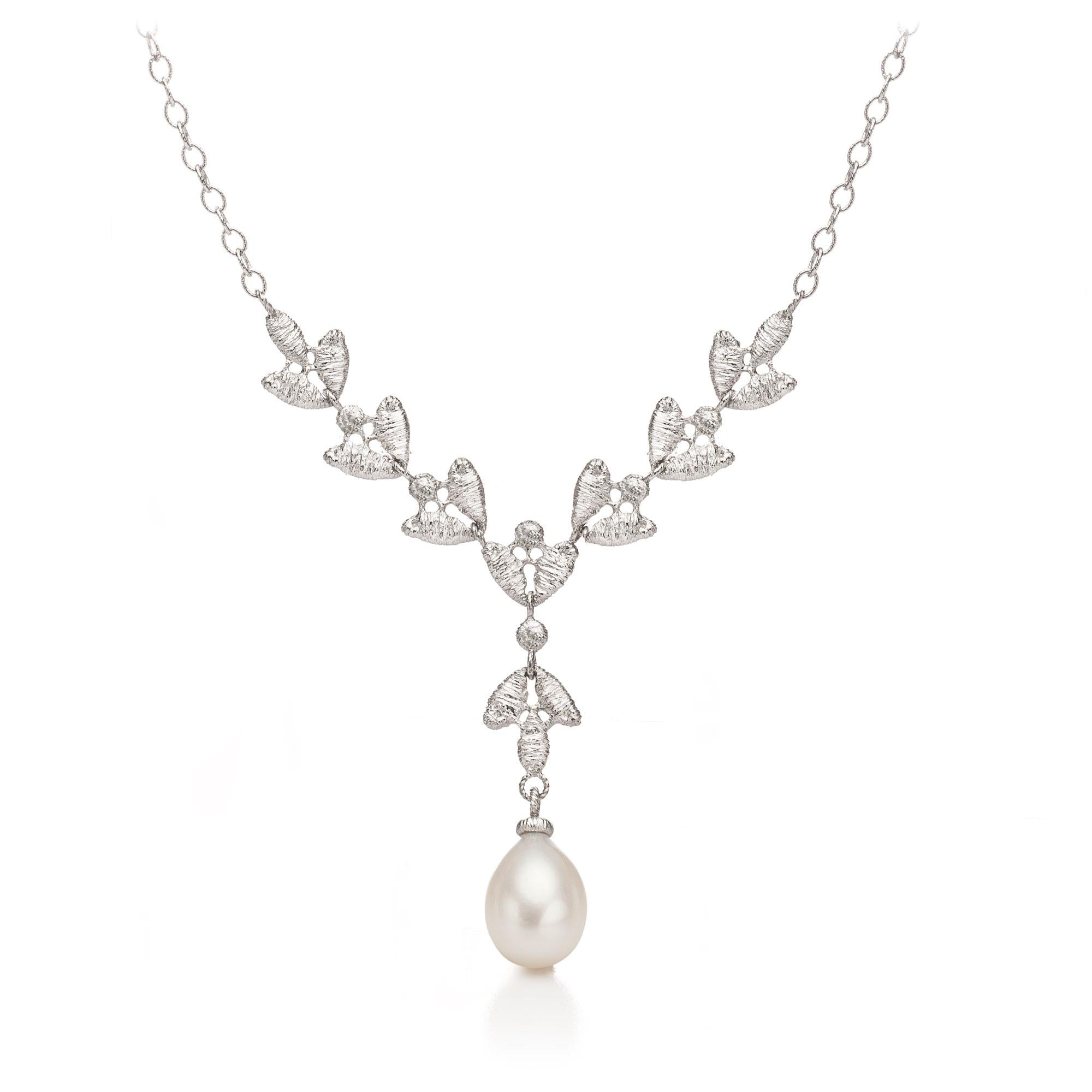 Collier „Emilia Pearl“ in Silber