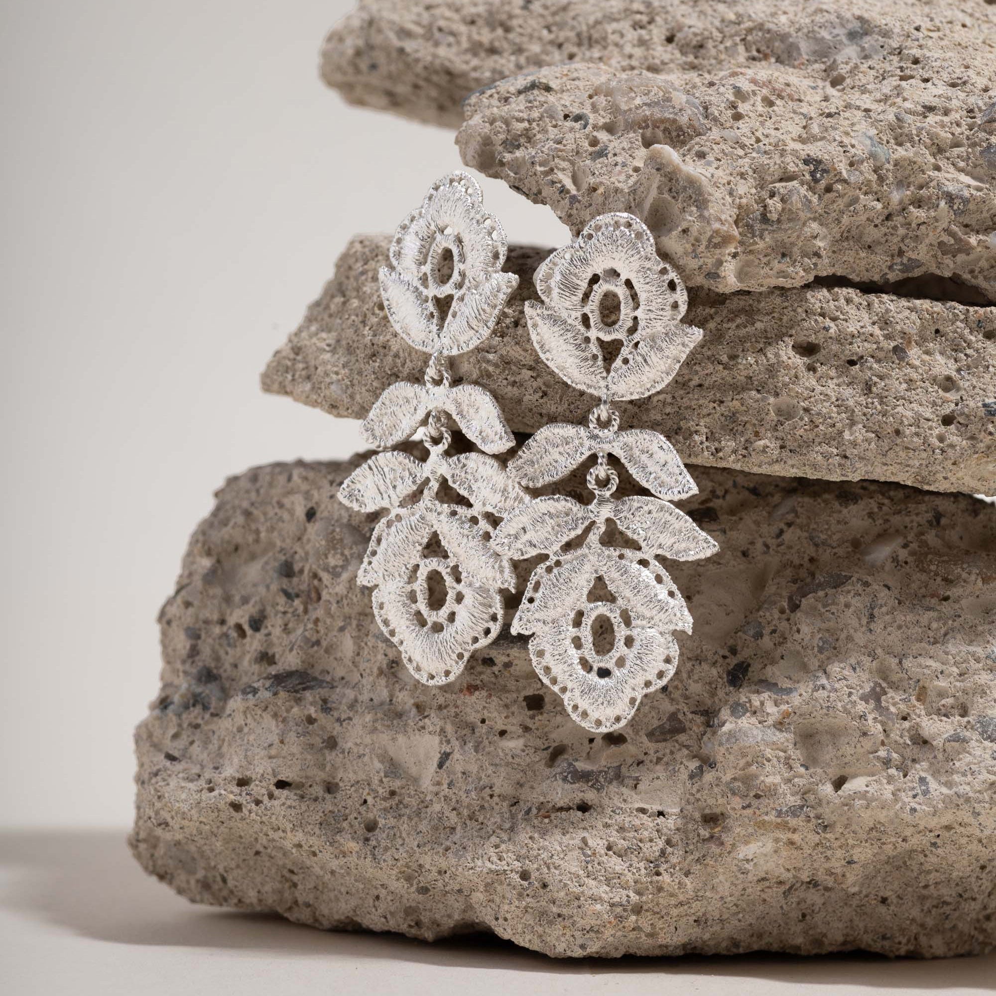 Ohrhänger "Wild Rose" in Silber