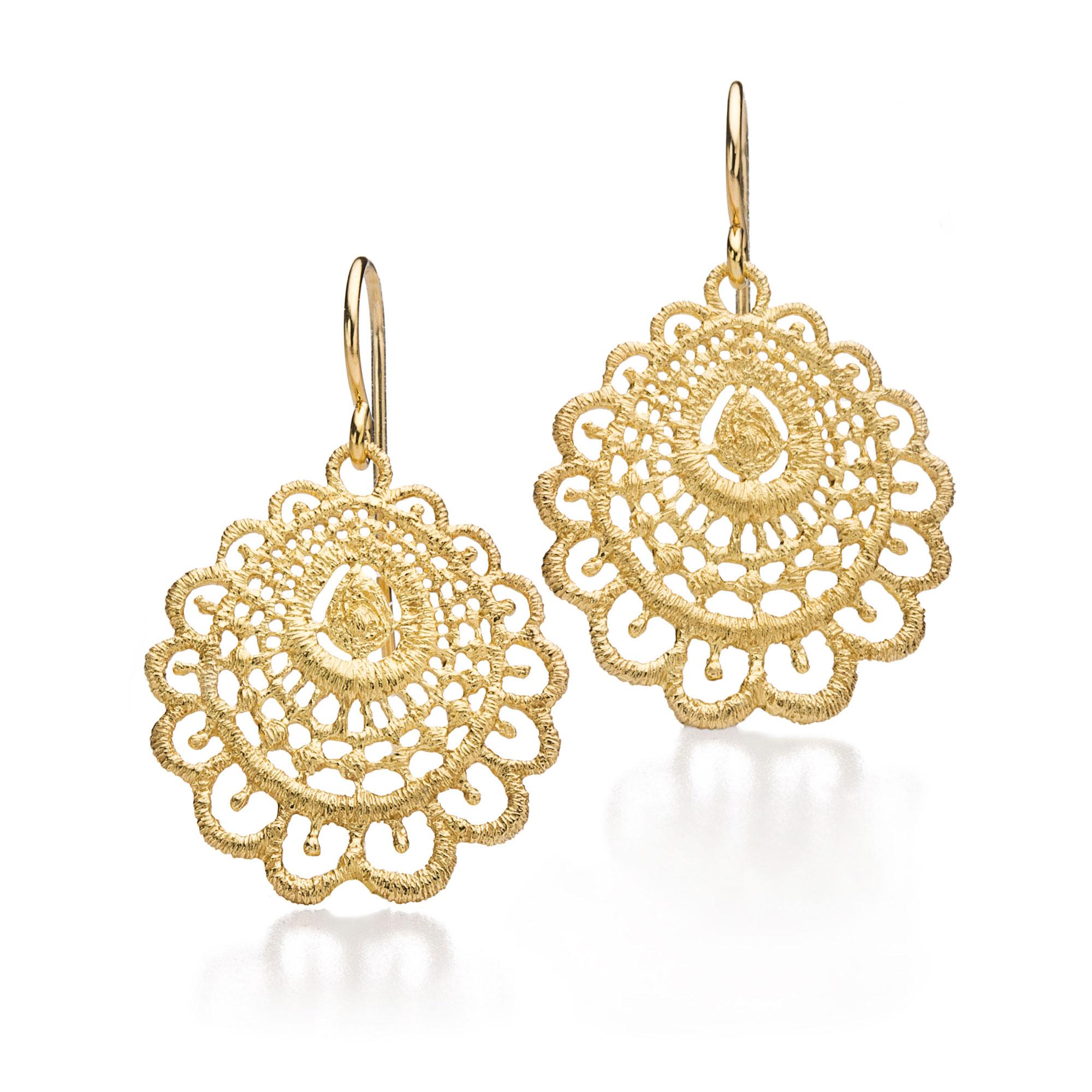 Pendant earrings "Arati" in yellow gold