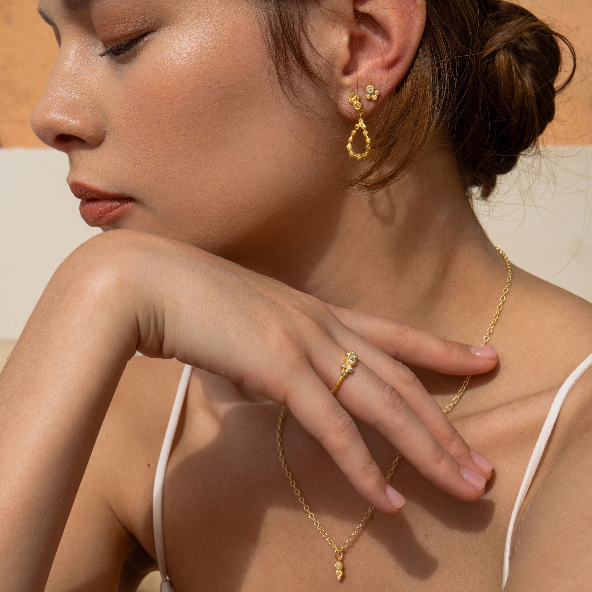 Earstuds "Kassiopeia" in yellow gold with diamonds