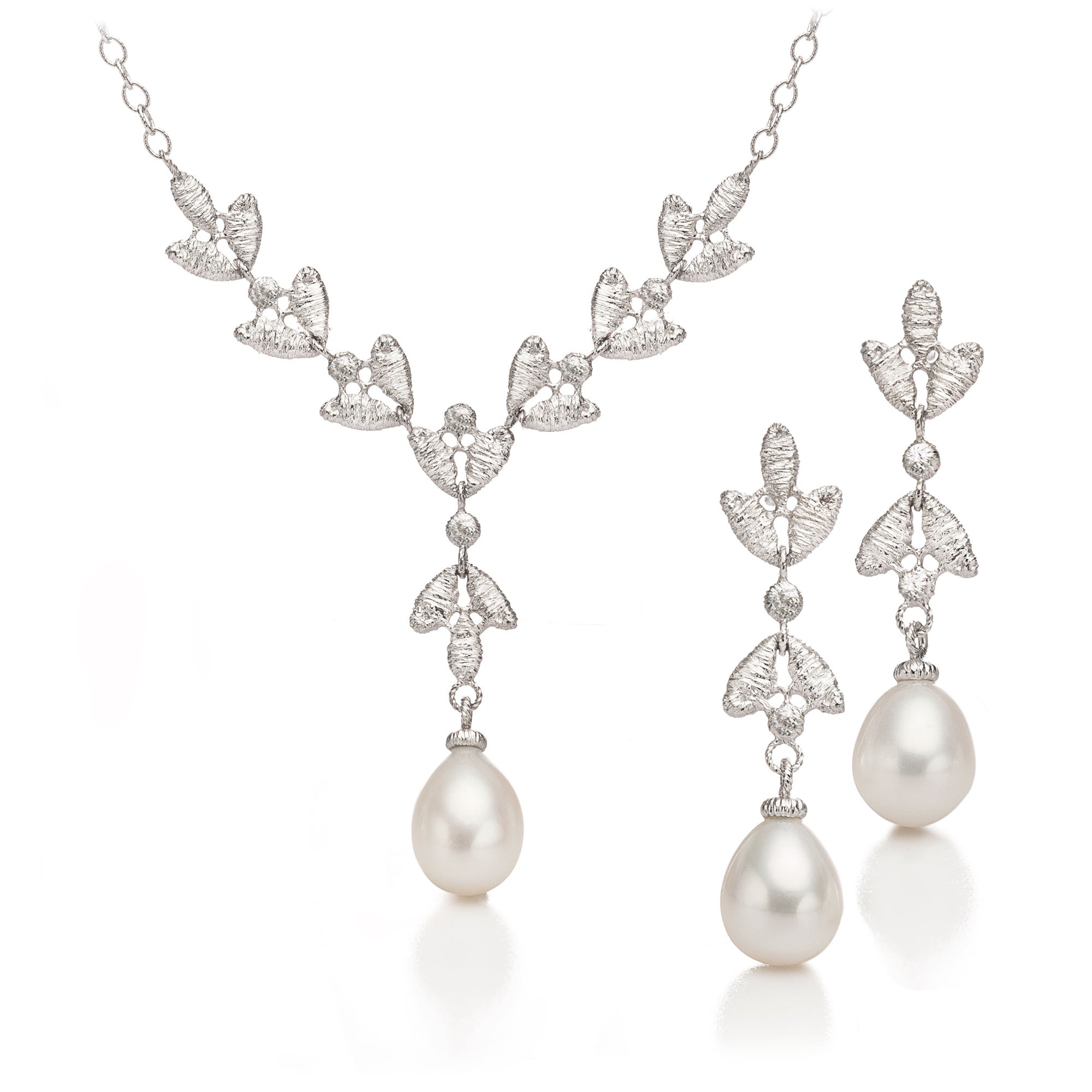 Ohrhänger „Emilia Pearl“ in Weißgold