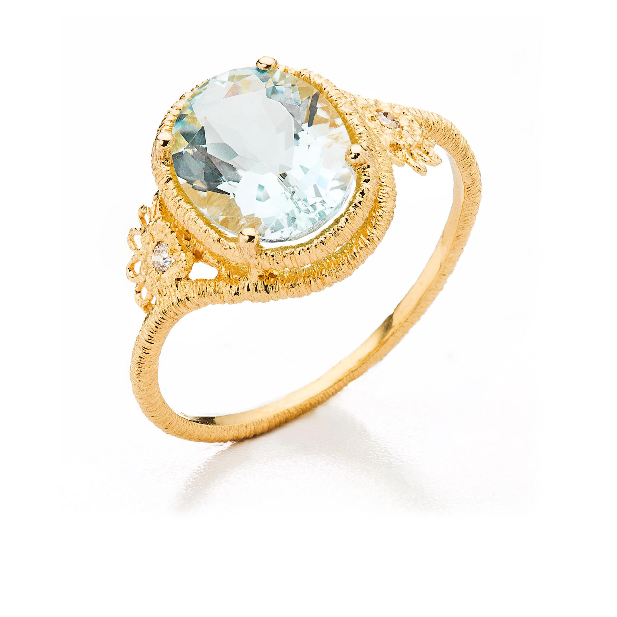 Ring "Theresa" in Gelbgold mit Aquamarin und Brillanten