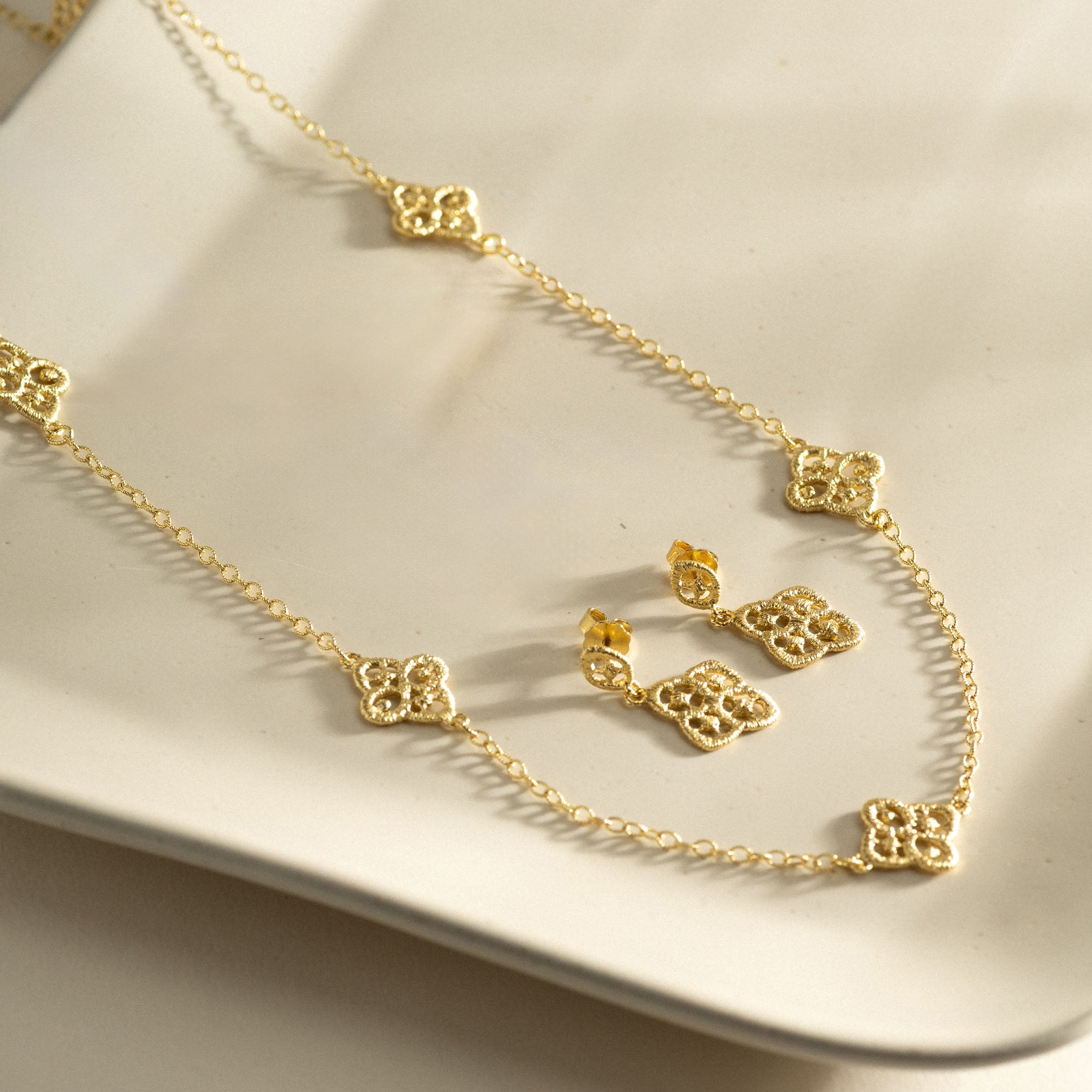 Lange Halskette "Chiara" in 750er Gelbgold
