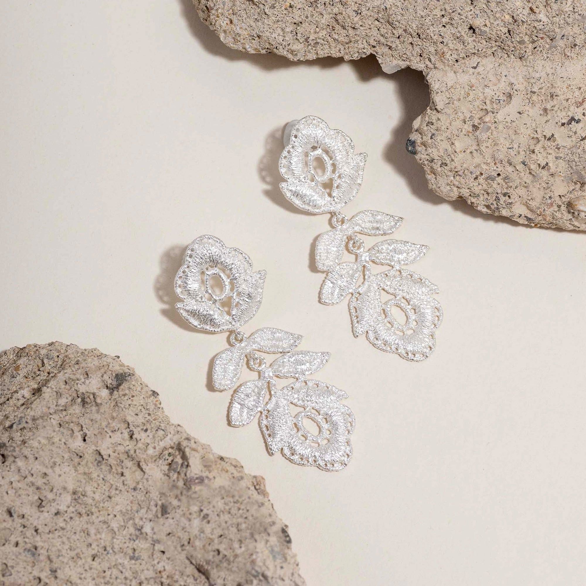 Ohrhänger "Wild Rose" in Silber