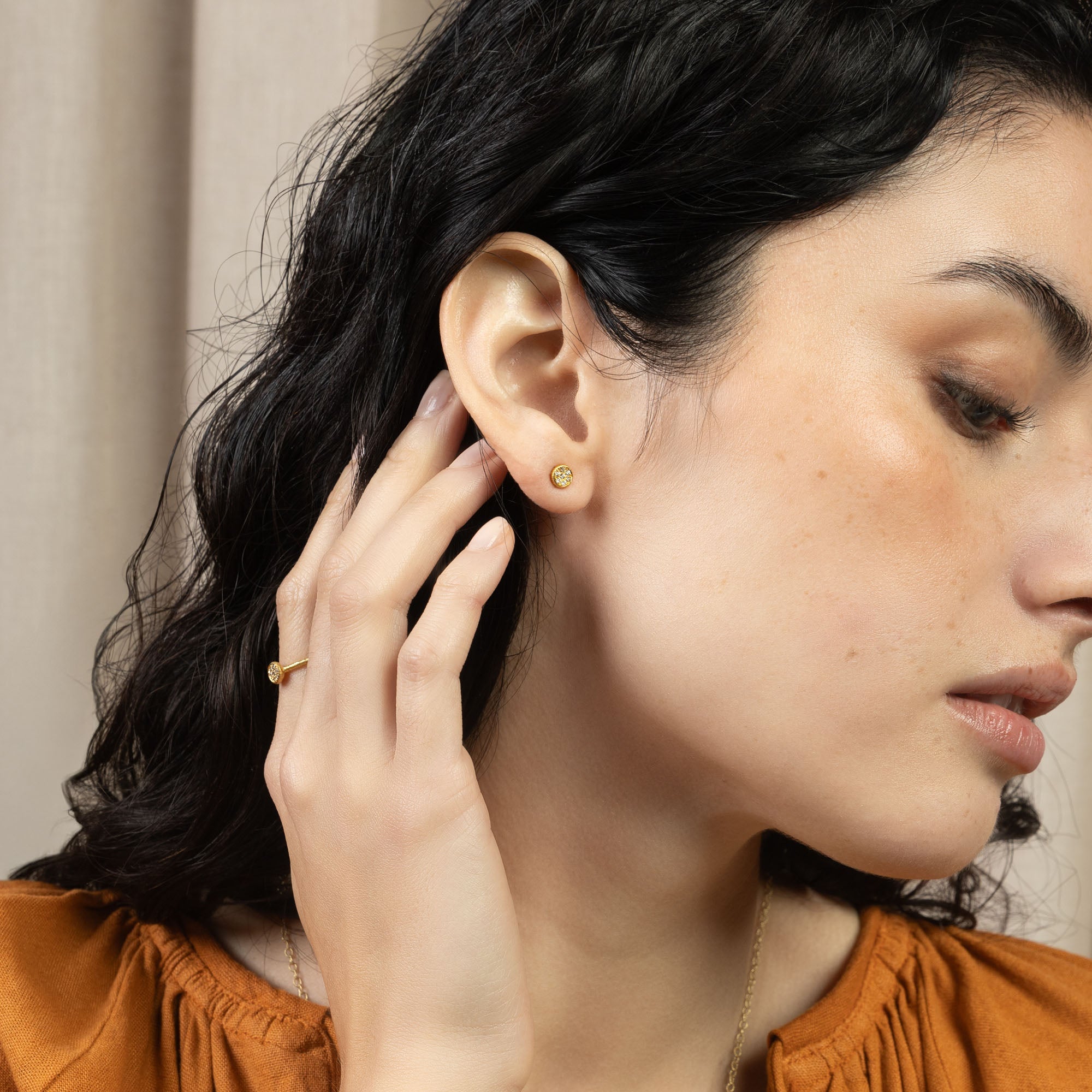 Ring "O-Sole-Mio" in Gelbgold mit Brillanten
