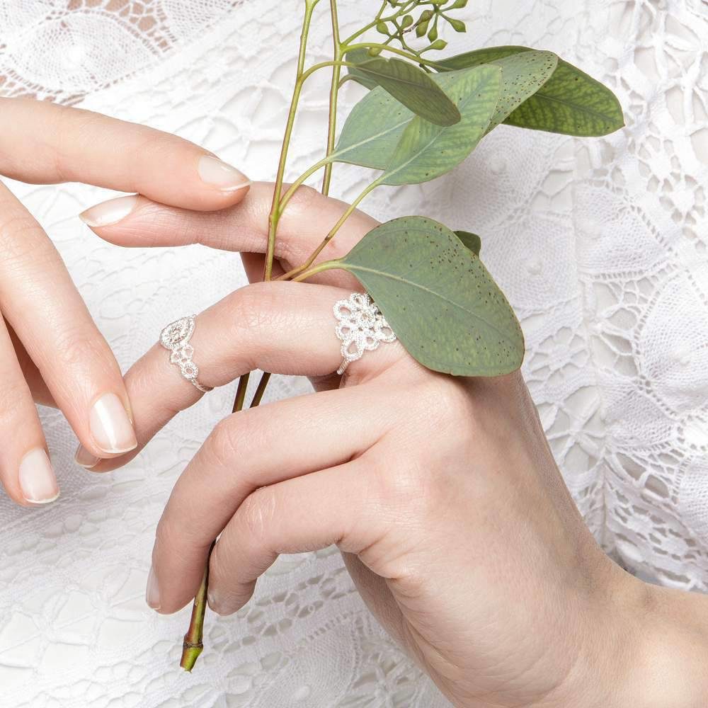 Ring "Turandot" in Silber schwarzrhodiniert mit Brillant