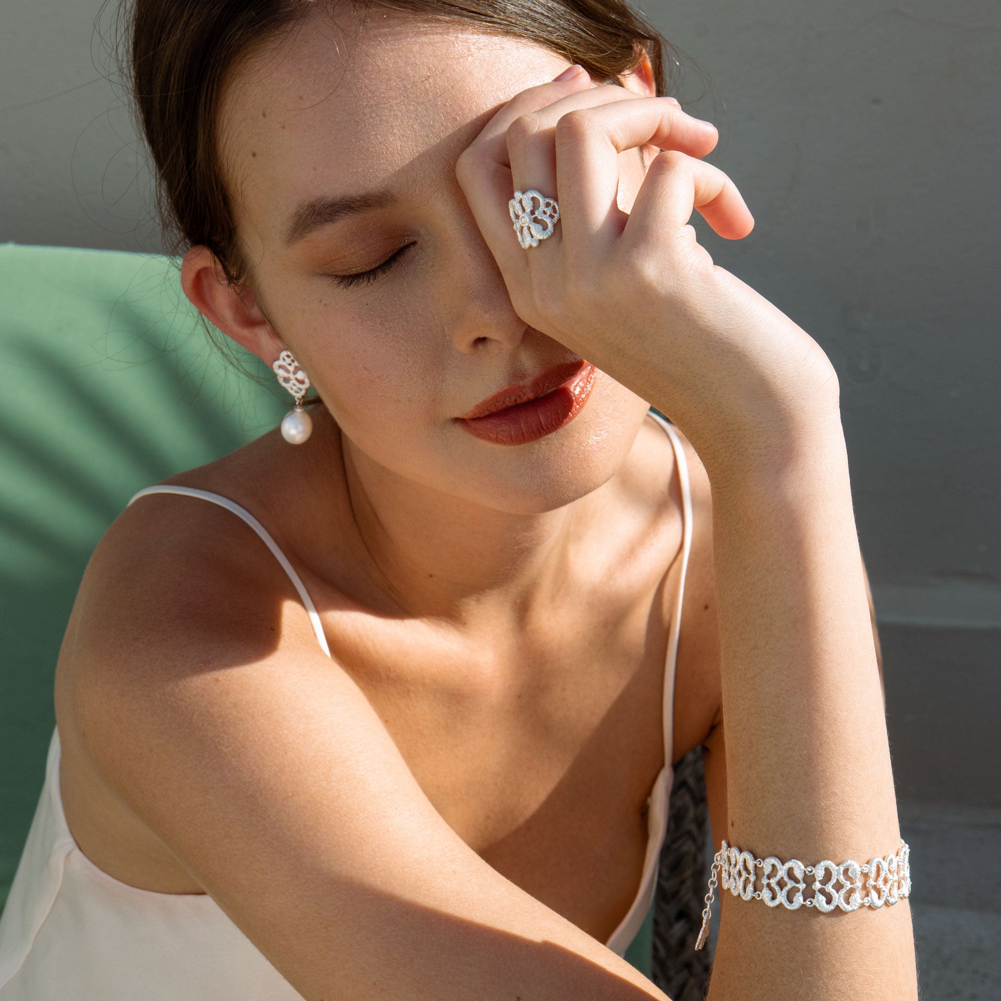 Ohrringe "Marrakesh Pearl" in Silber mit Barockperlen
